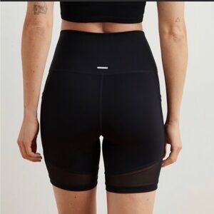 Aerie Black Mesh Detail Bike Shorts Size Medium
